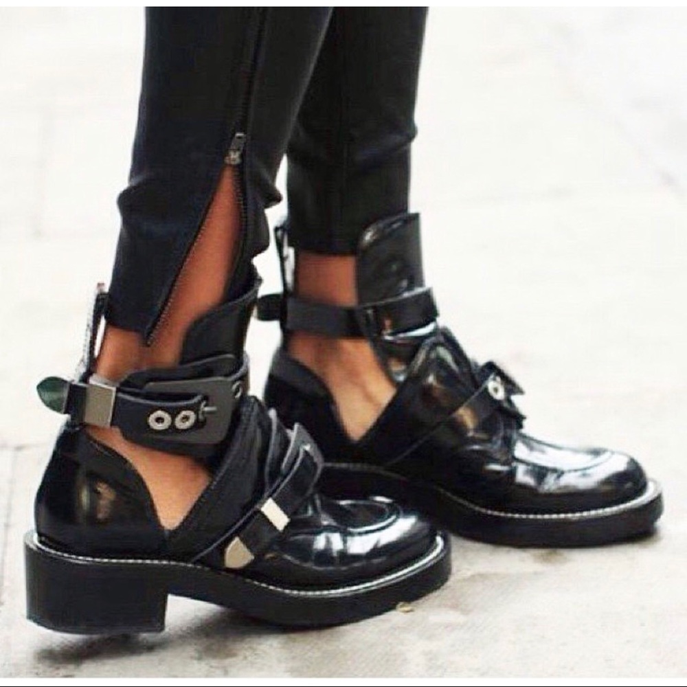 Balenciaga Ceinture Cut Out Ankle Creeper Boots